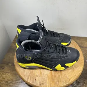 Air Jordan 14 Retro Thunder Sneakers