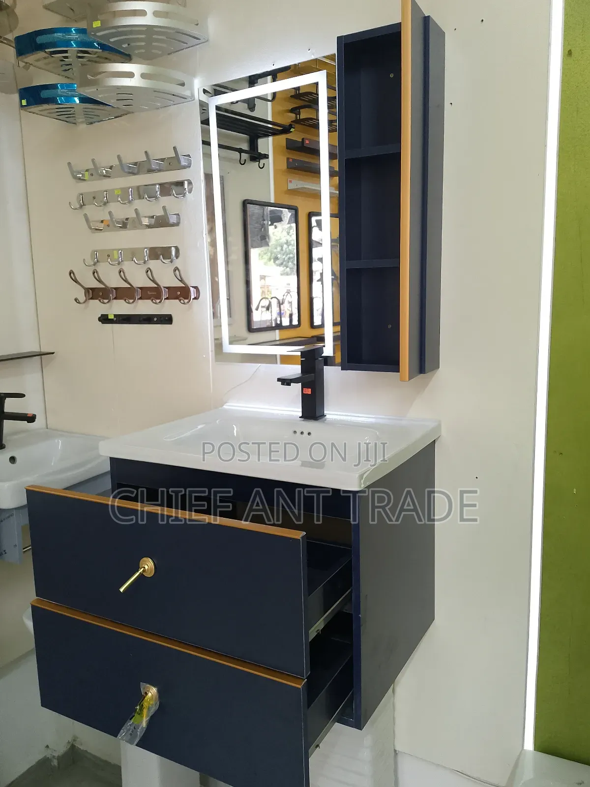 Classy Hand Wash Basin With Touchscreen Mirror W5060