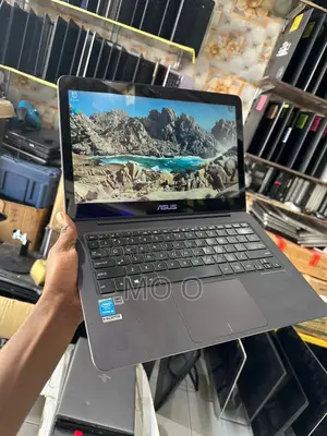 Laptop Asus X80LE 4GB Intel Core M SSD 128GB