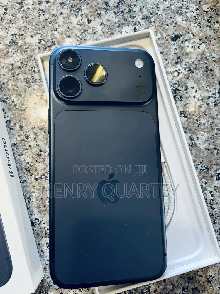 Apple iPhone 17 Pro Max 256 GB Blue