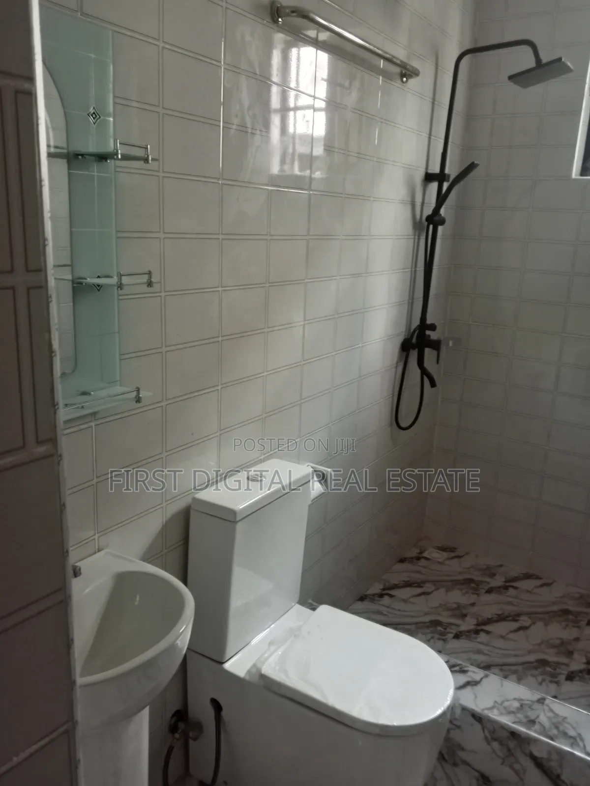 3bdrm House in First Digital Real, Kasoa for sale