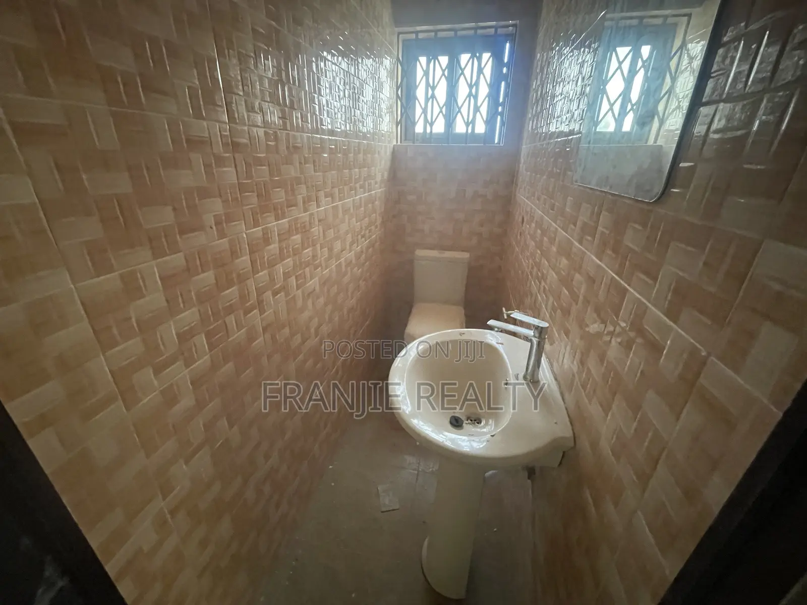 2bdrm Apartment in Franjie Realty, Weija for rent