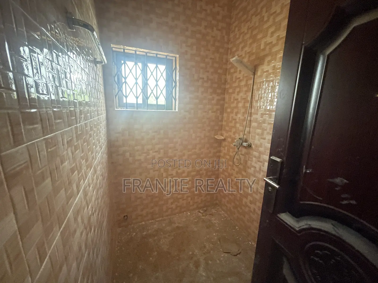 2bdrm Apartment in Franjie Realty, Weija for rent