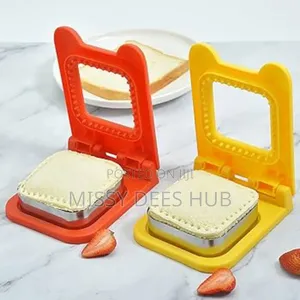 Sandwich Cutter