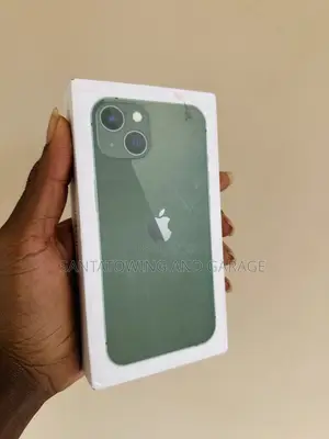 Apple iPhone 13 128 GB Green