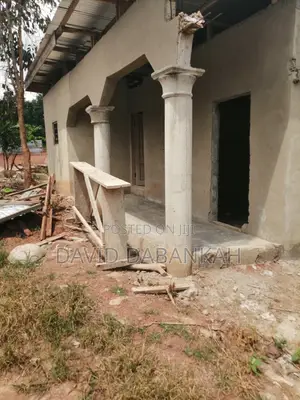 Poultry Structure and Fish Pond