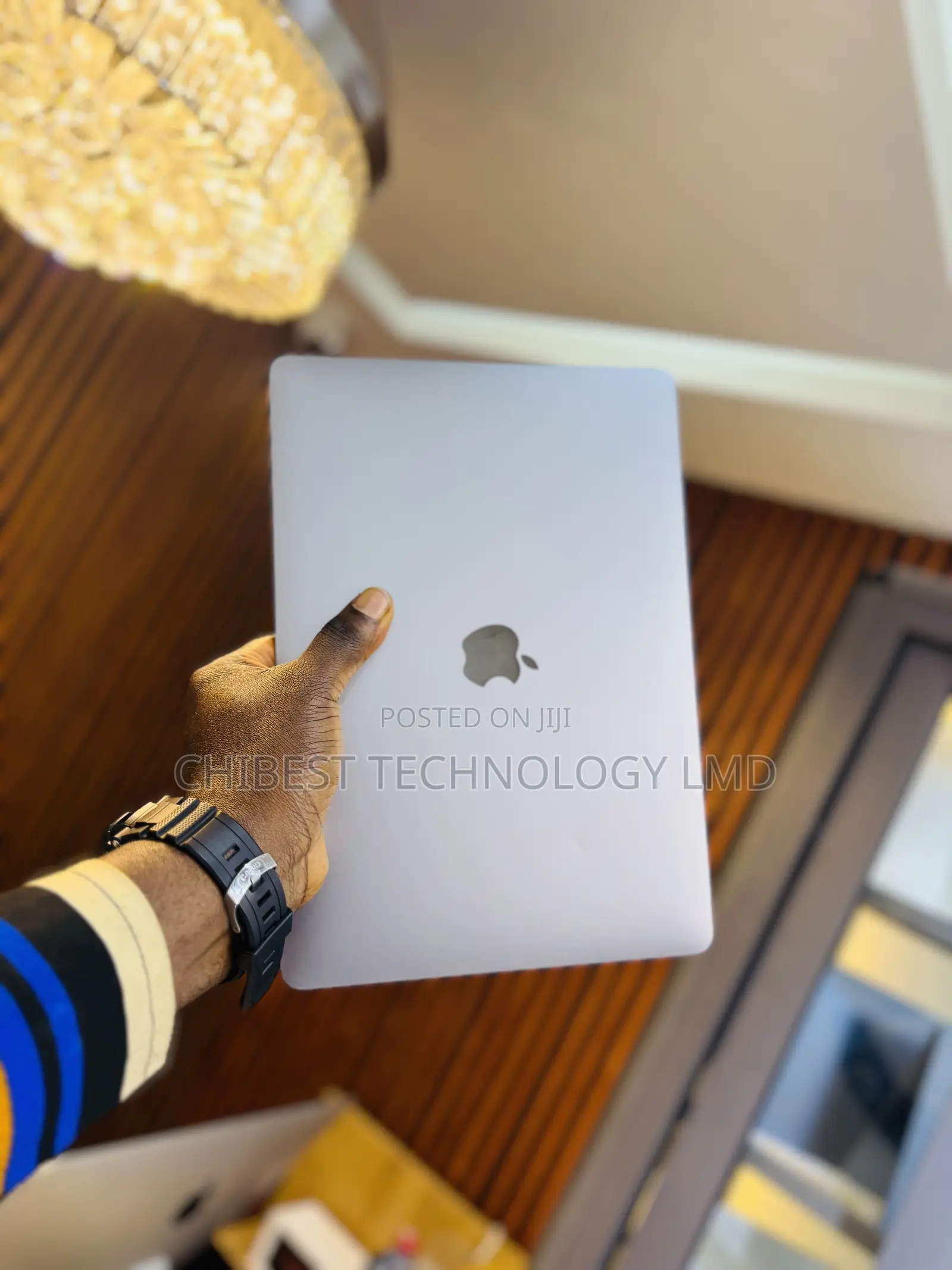Laptop Apple MacBook Air 2020 8GB Intel Core i5 SSD 512GB