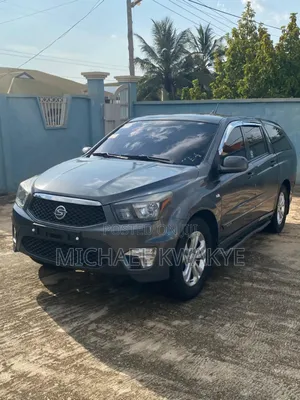 SsangYong Korando 2015 Matt Black