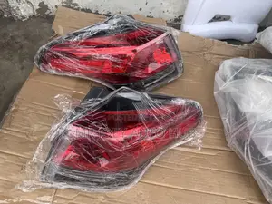 Toyota Rav4 2014 2015 Tail Light
