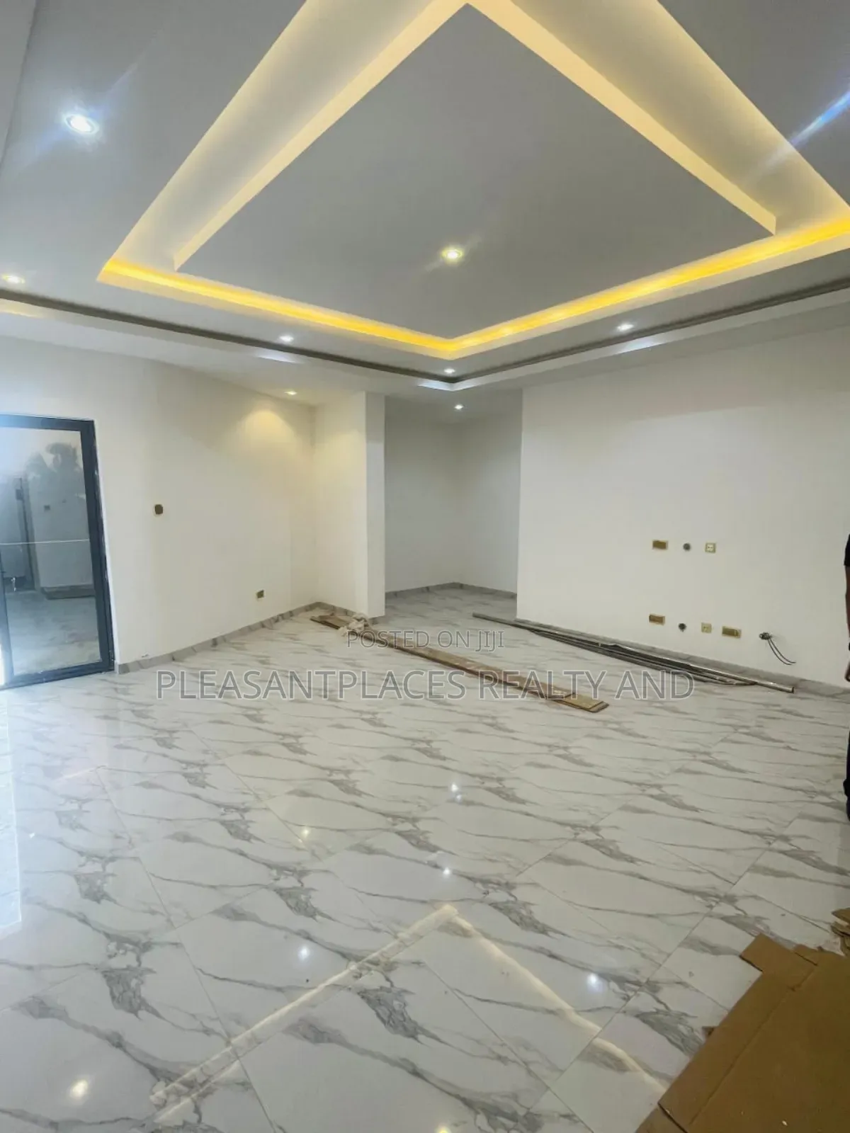 4bdrm House in Pleasantplaces, East Legon for sale