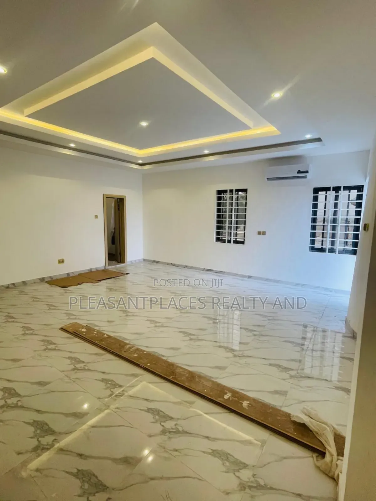 4bdrm House in Pleasantplaces, East Legon for sale