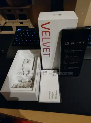 New LG Velvet 128 GB Black
