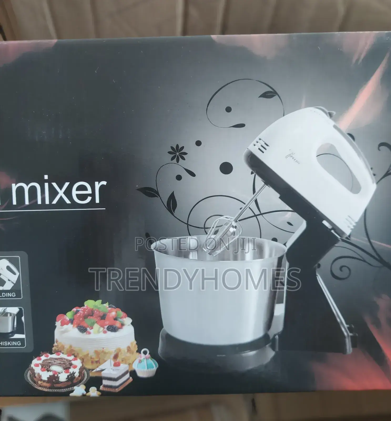 Cake Mixer With 2 Lt Bowl