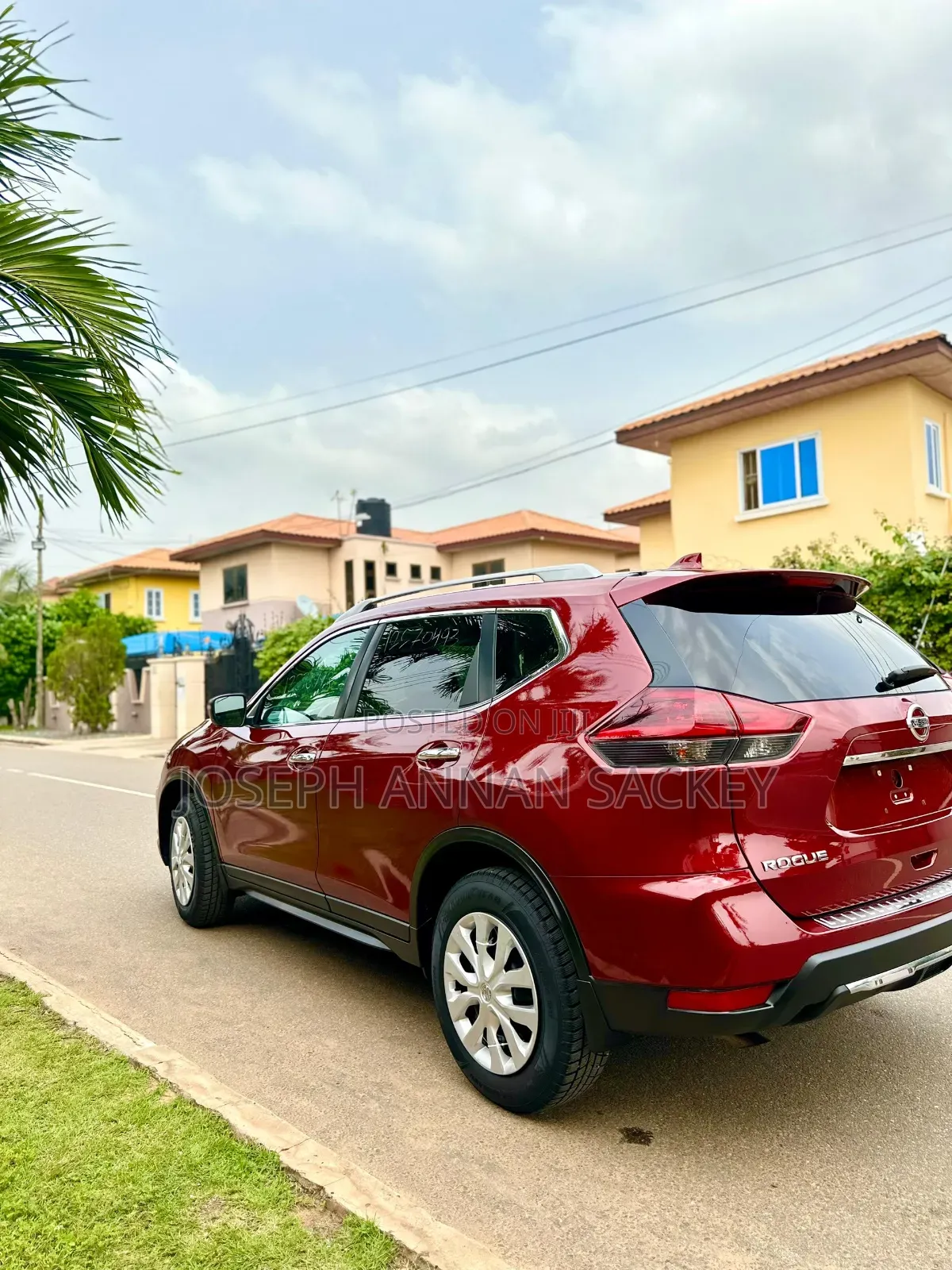 Nissan Rogue SV AWD 2020 Red