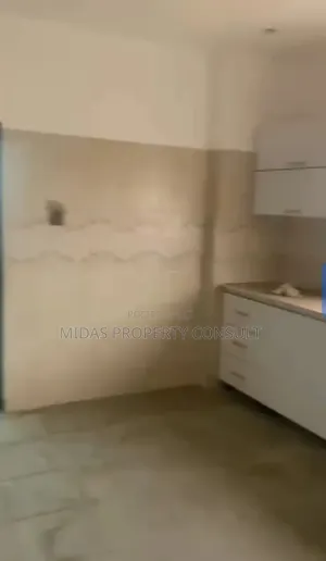 3bdrm Apartment in Abelemkpe for sale