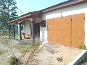 4bdrm House in Community 18 Area, Spintex for rent