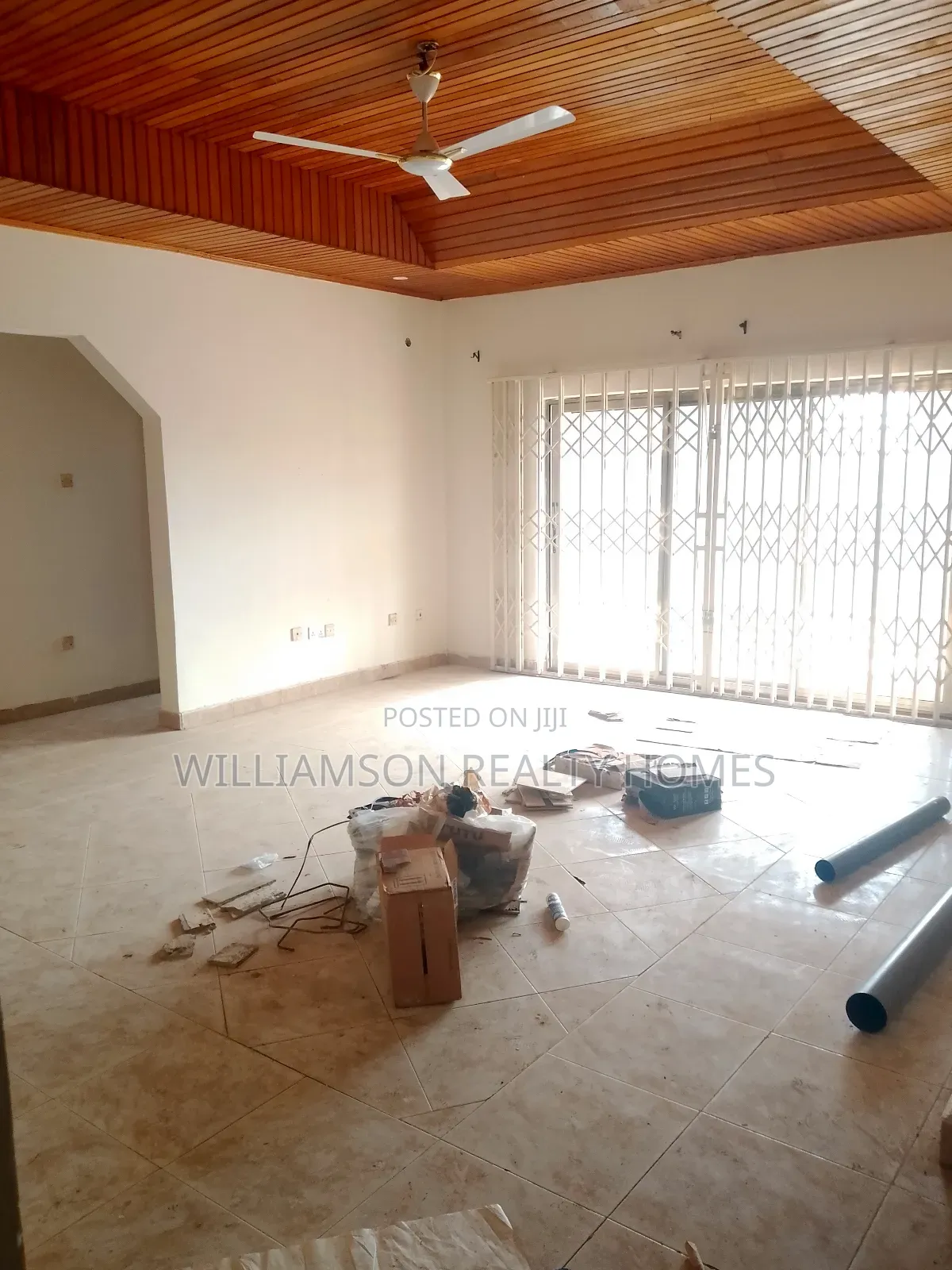 4bdrm House in Community 18 Area, Spintex for rent