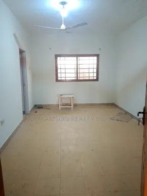 4bdrm House in Community 18 Area, Spintex for rent