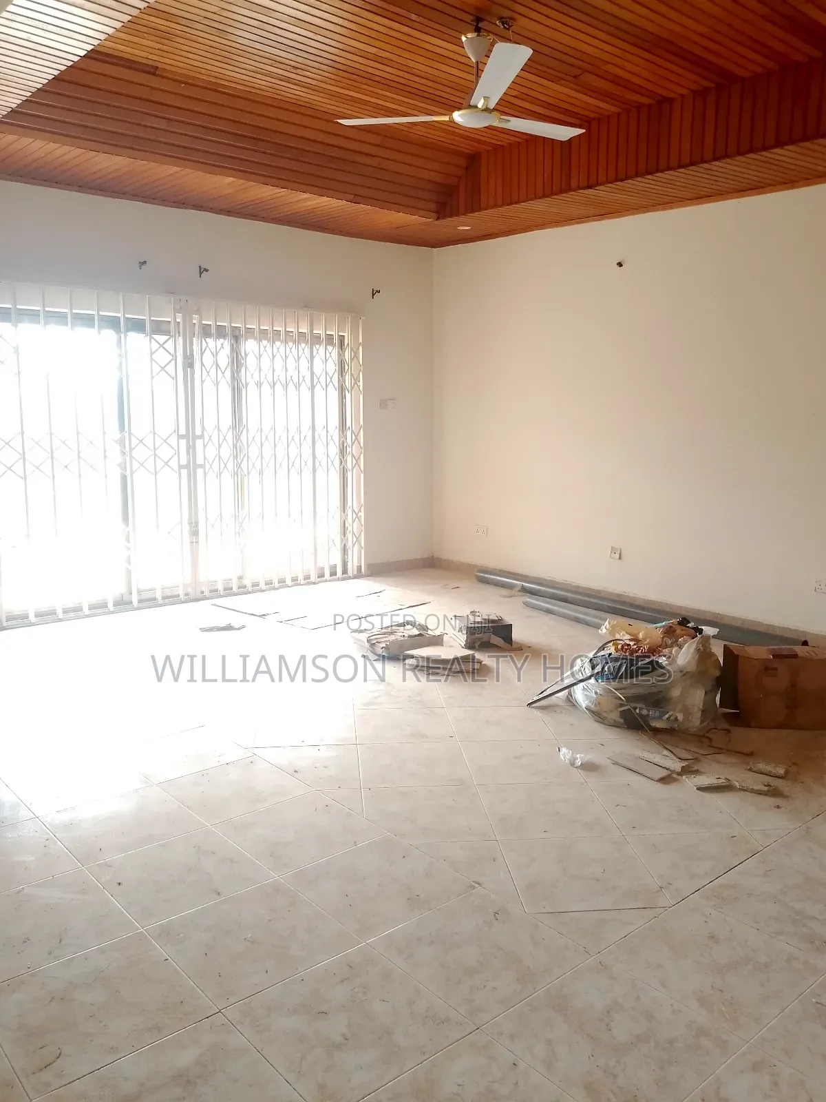 4bdrm House in Community 18 Area, Spintex for rent