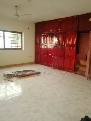 4bdrm House in Community 18 Area, Spintex for rent