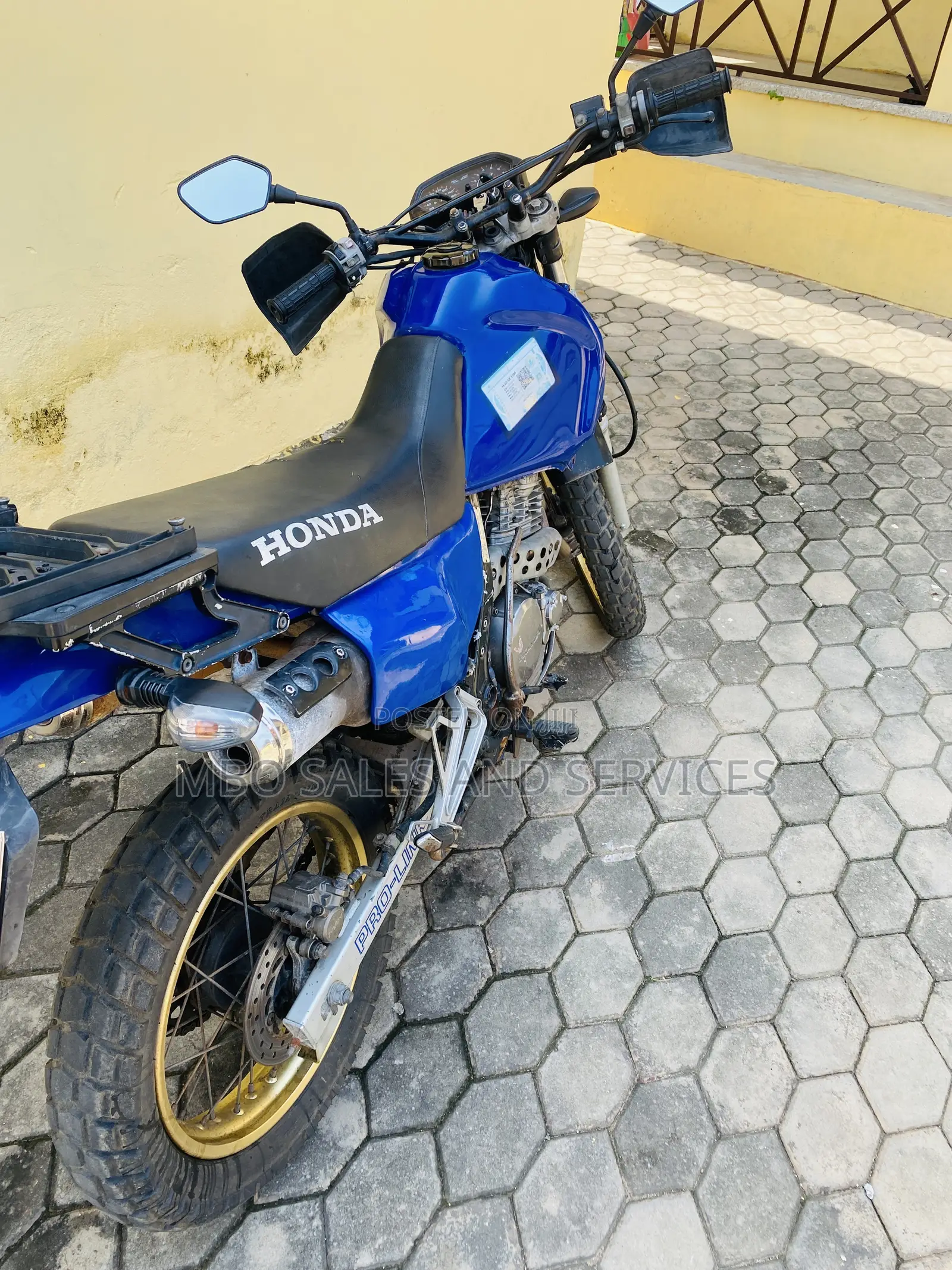 Honda 2012 Blue
