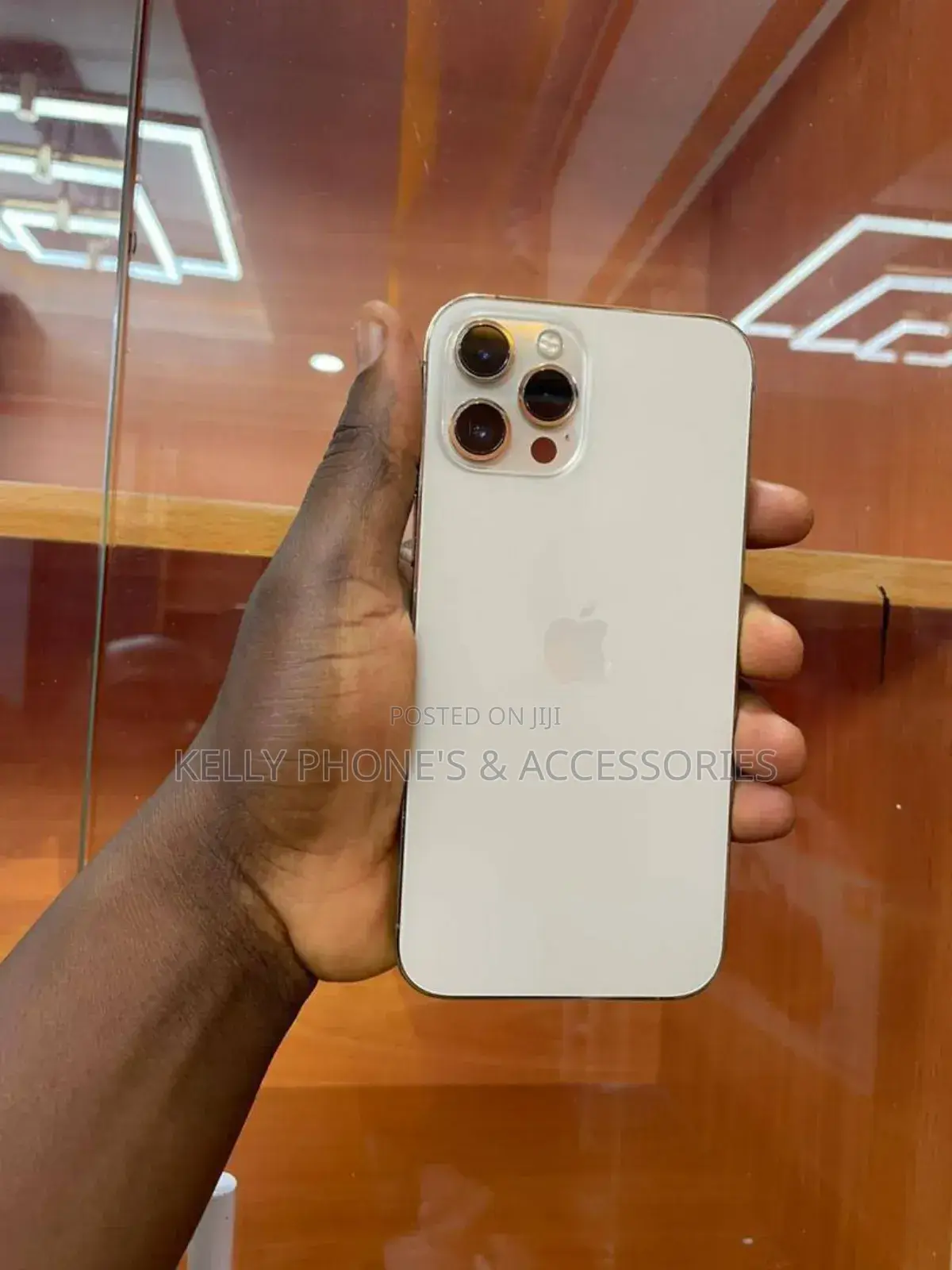 New Apple iPhone 16 Pro Max 256 GB White