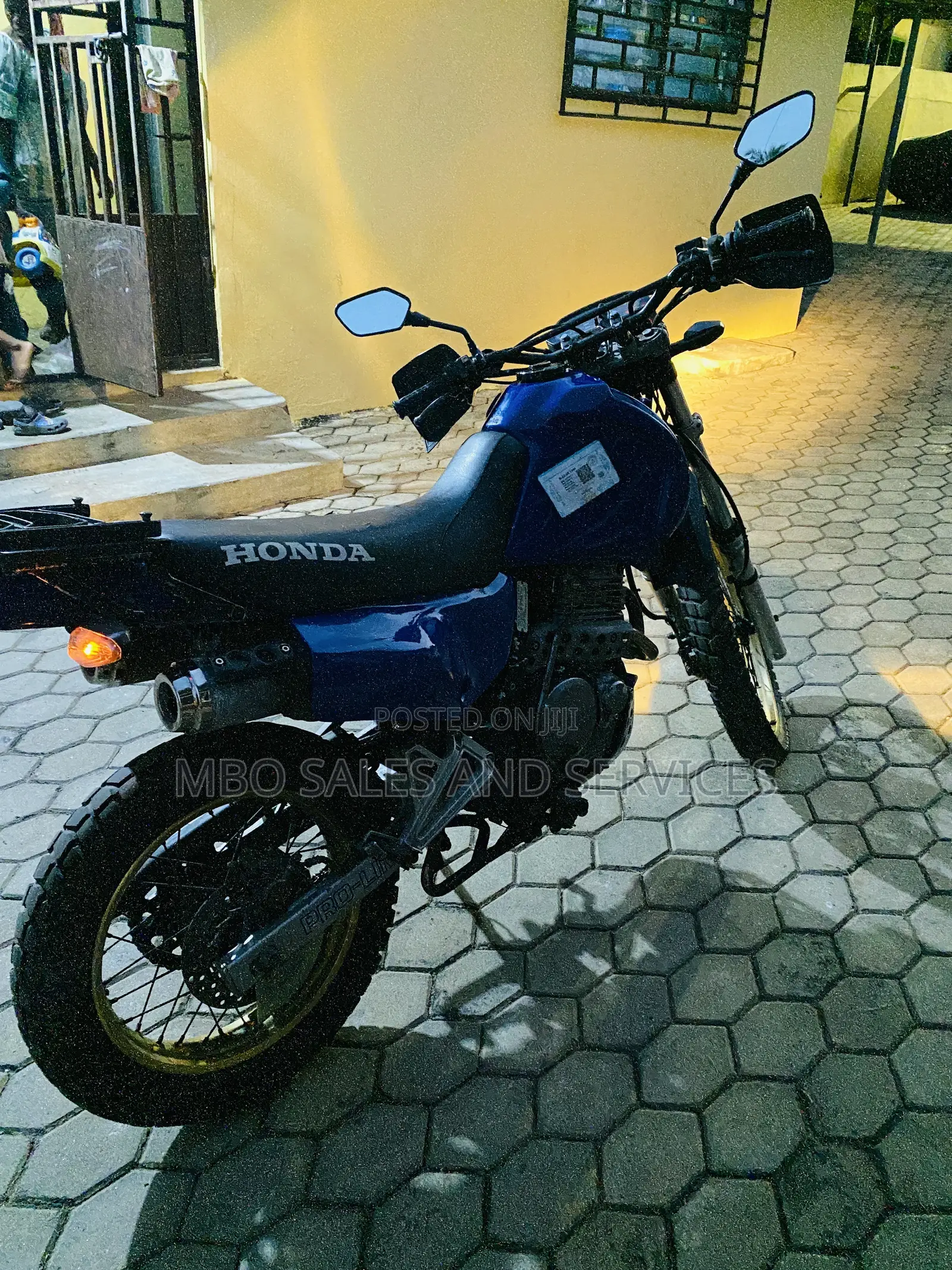 Honda 2012 Blue