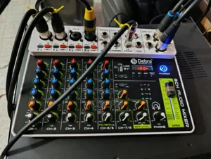 8 Channels Audio Mixer Interface