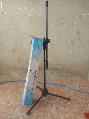 Adjustable Microphone Stand
