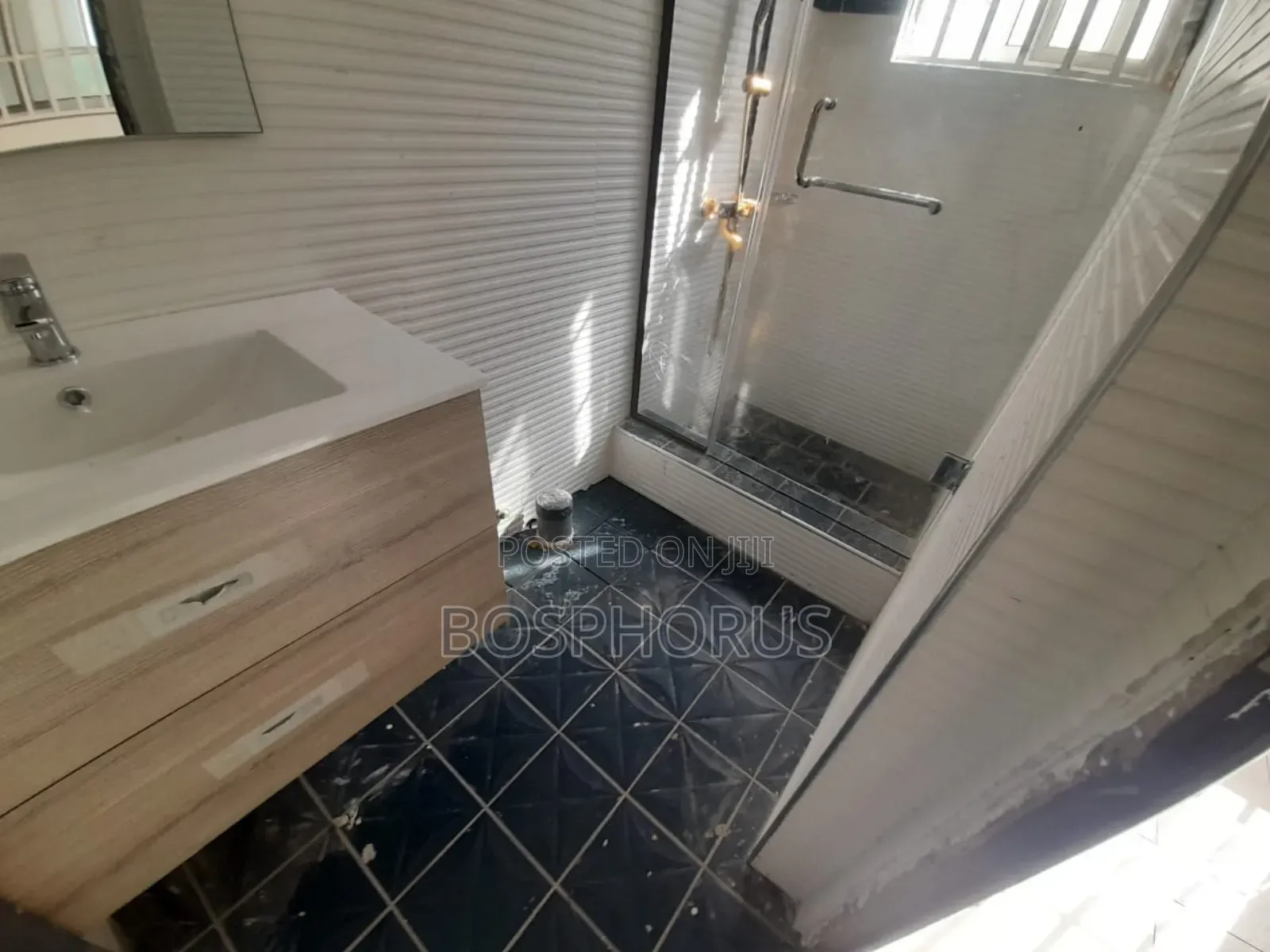 4bdrm House in Tseaddo for sale