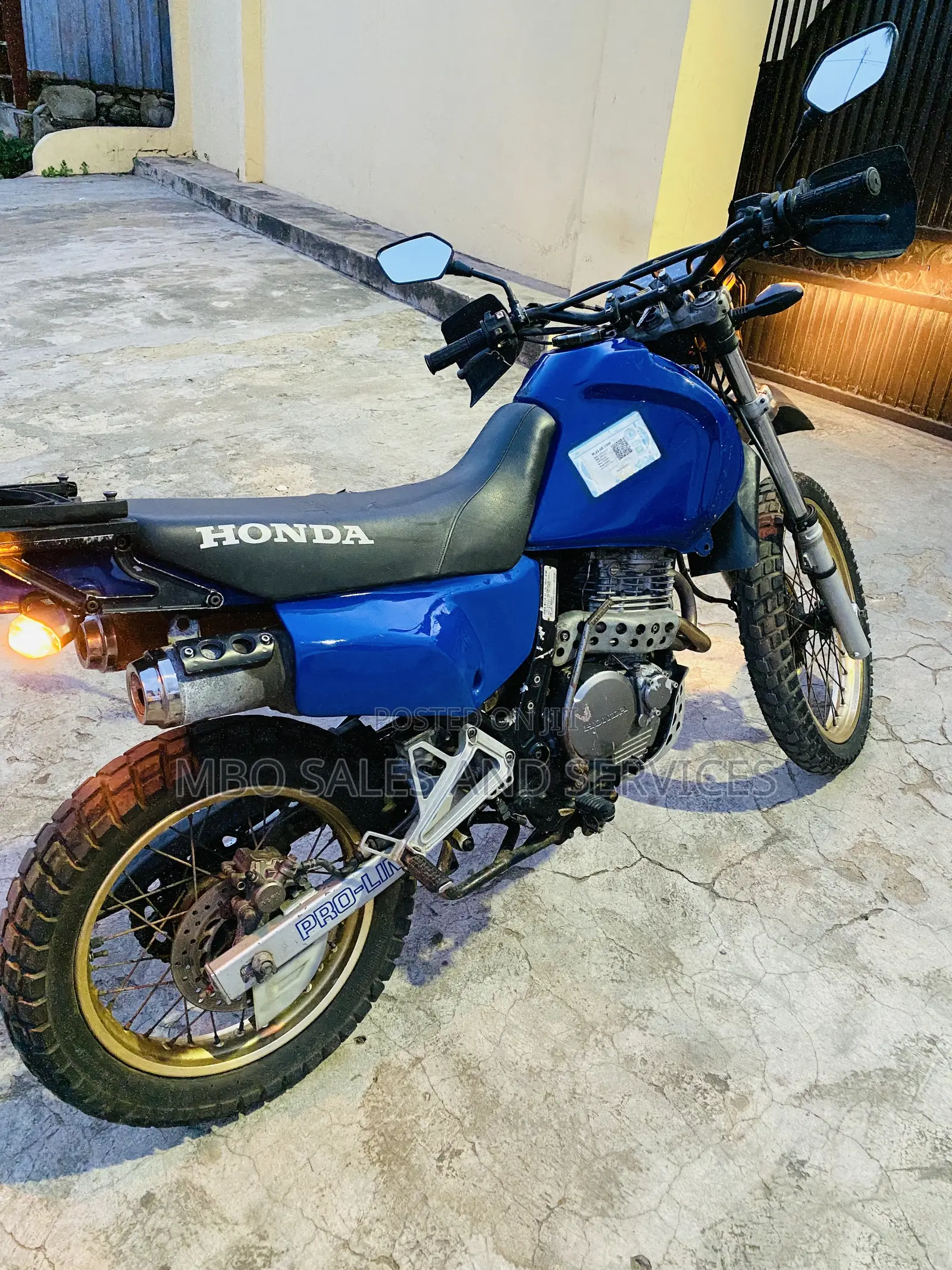 Honda 2012 Blue