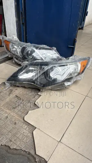 Toyota Camry Spider Headlights 2010,2011,2012,2013,2014,2015