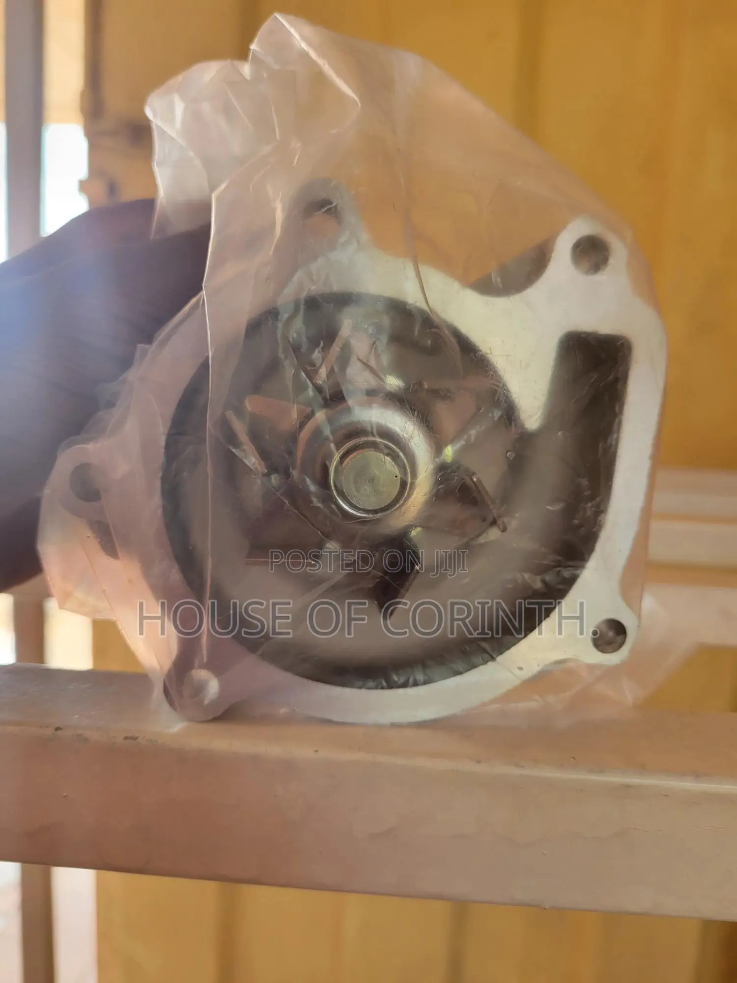 Water Pump- Yaris,Echo,Prius,Vios 99-05-, 5 Series E39 95-03,Carisma