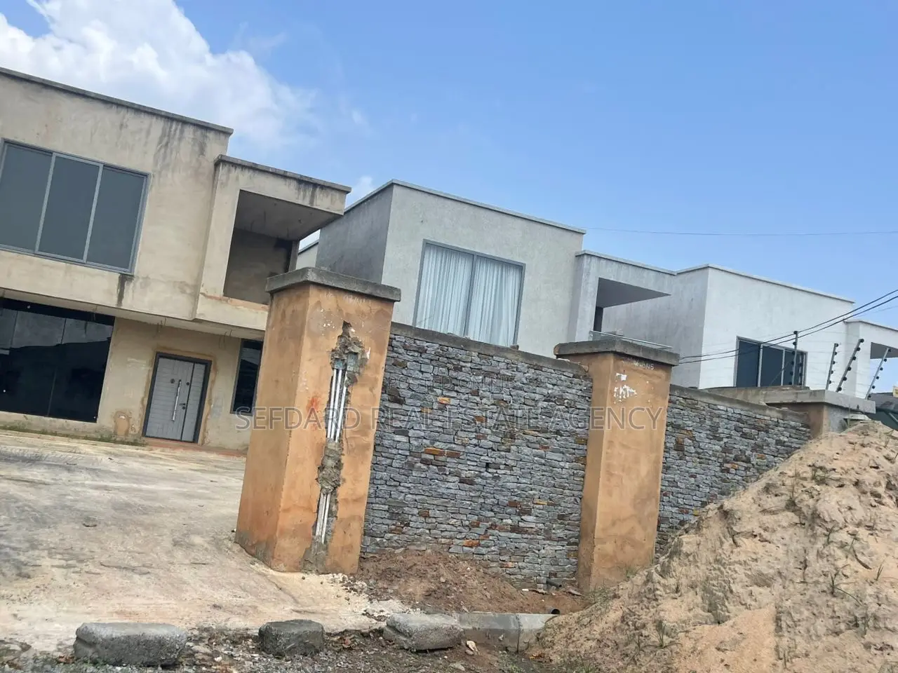 3bdrm House in West Legon for sale