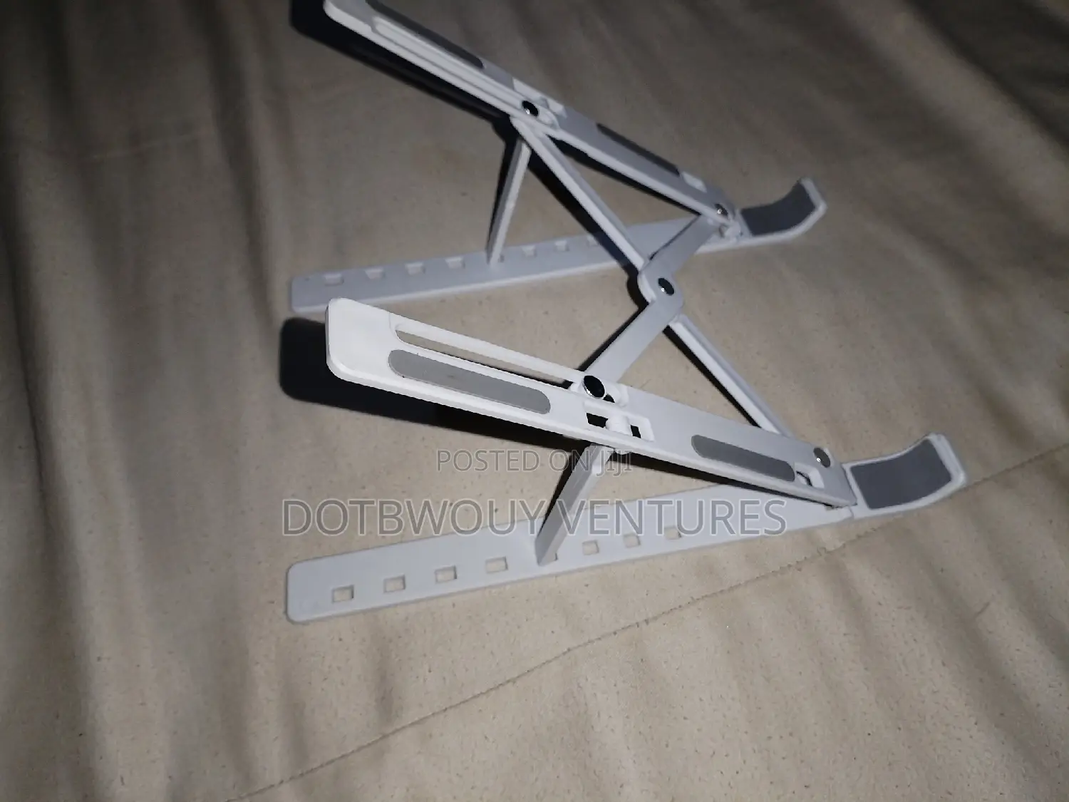 Portable Laptop, iPad Stand for "9-15 Inches"
