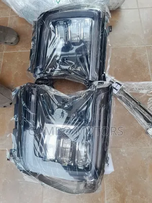 Gmc Yukon 2024 Headlight Pair