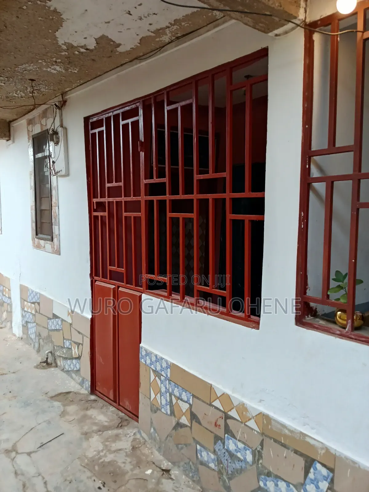 1bdrm Room & Parlour in Chief House, Commandos for rent