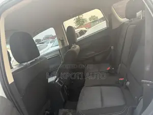 Mitsubishi Outlander 2018 White