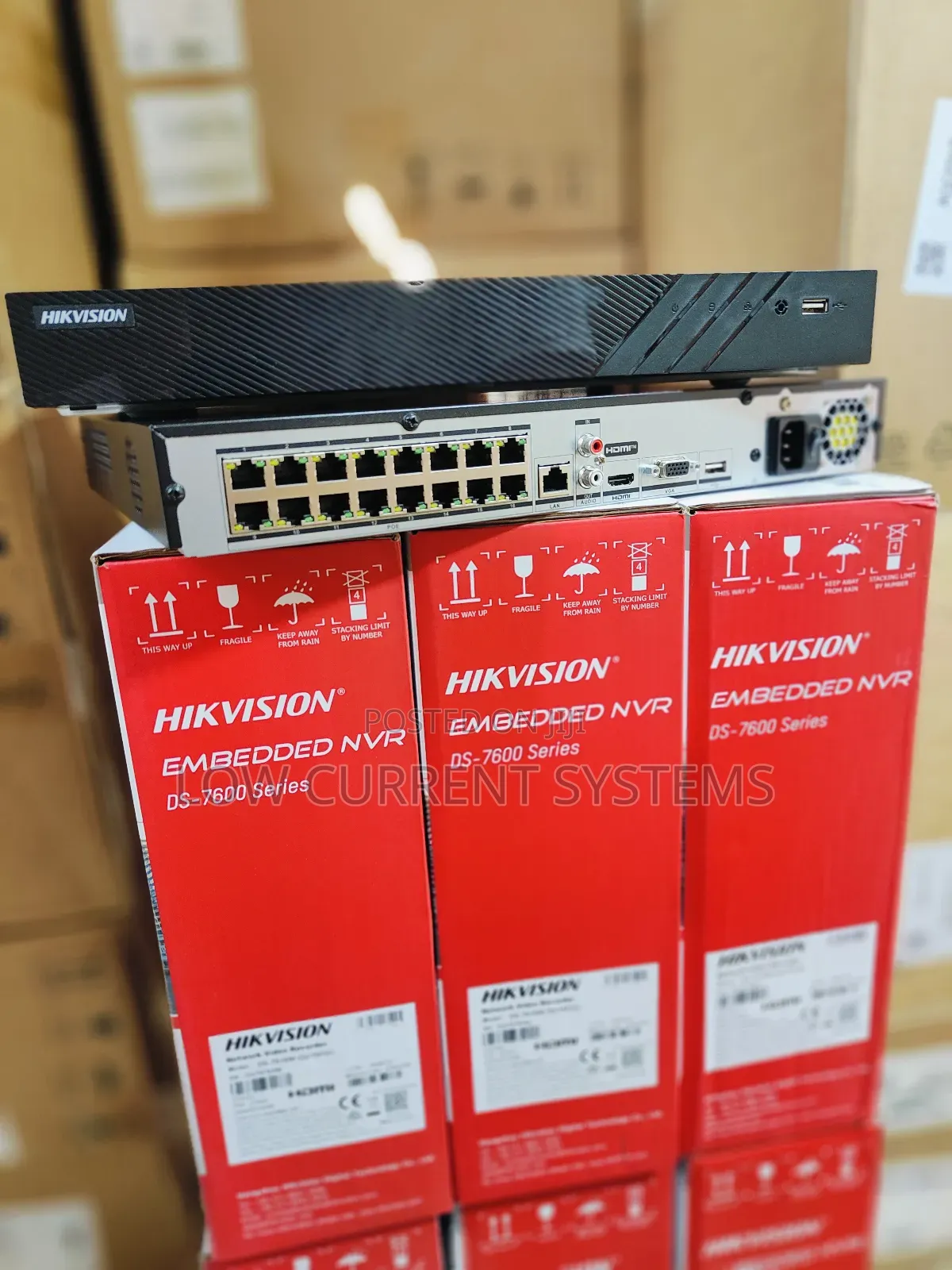 Hikvision 16ch 16 Poe NVR Ds-7616ni-Q2/16p Network Recorder