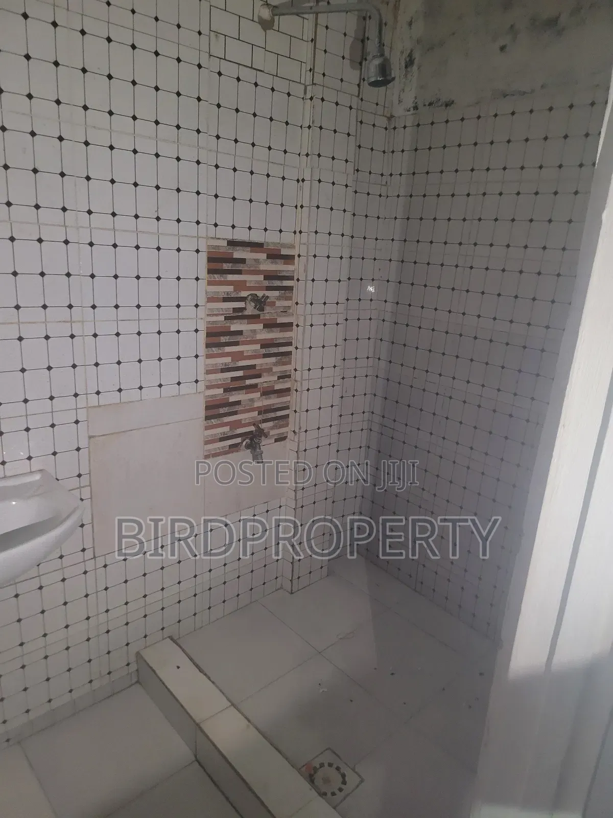 1bdrm Apartment in Birdproperty, Ashaley Botwe for rent