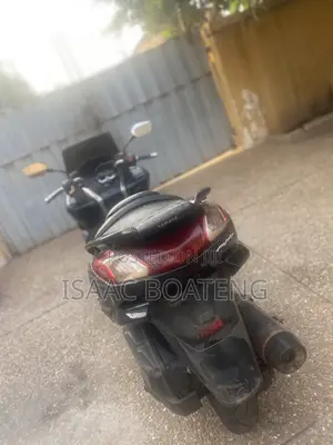 Yamaha Majesty 2022 Black