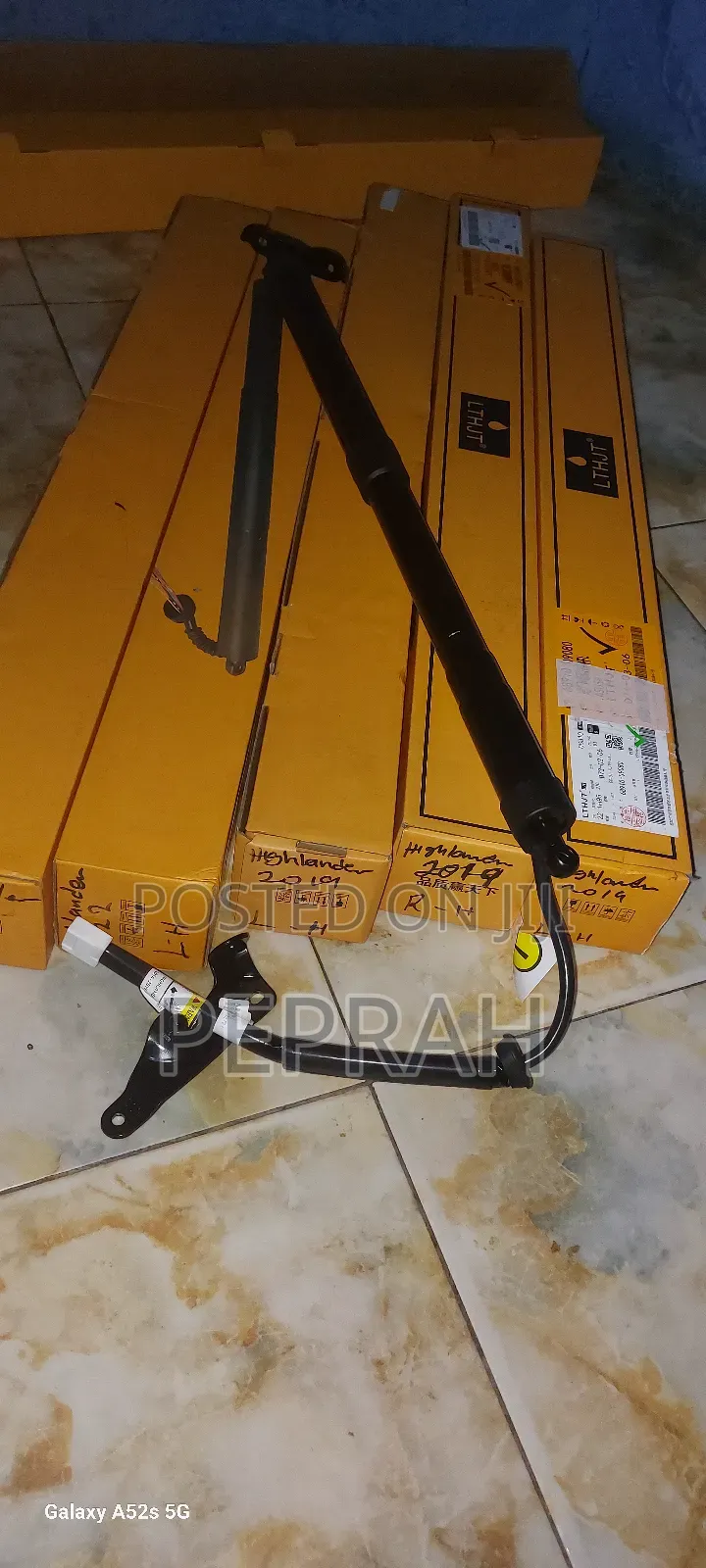 Toyota Highlander 2017 Electric Boat Shocks