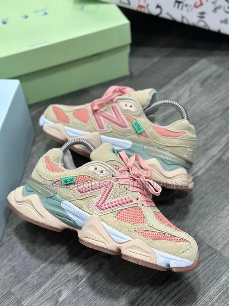New Balance Sneakers