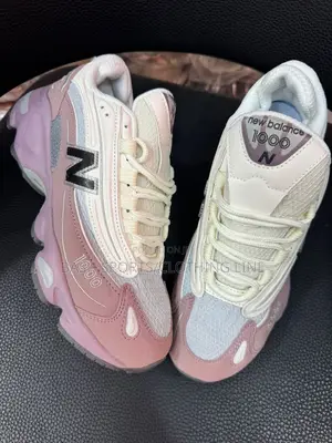 New Balance Sneakers
