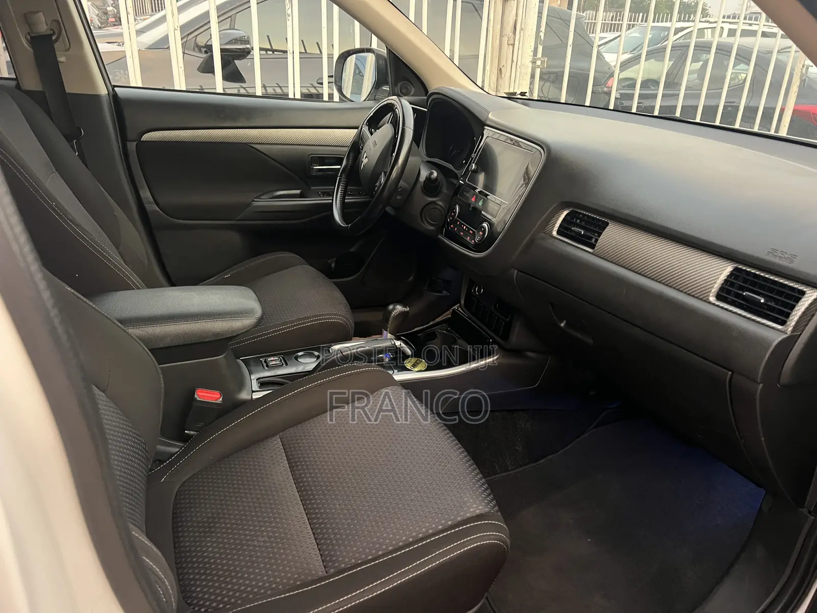 Mitsubishi Outlander SE FWD 2018 White