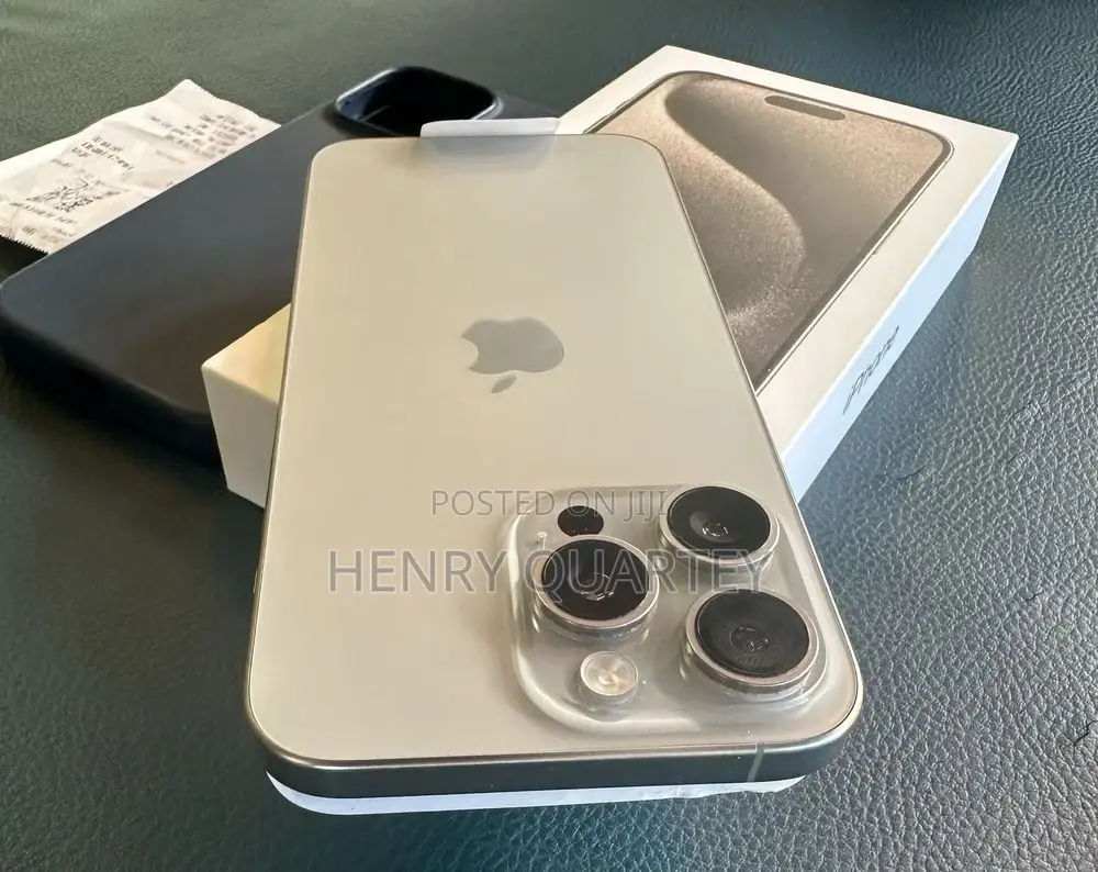 Apple iPhone 15 Pro Max 256 GB