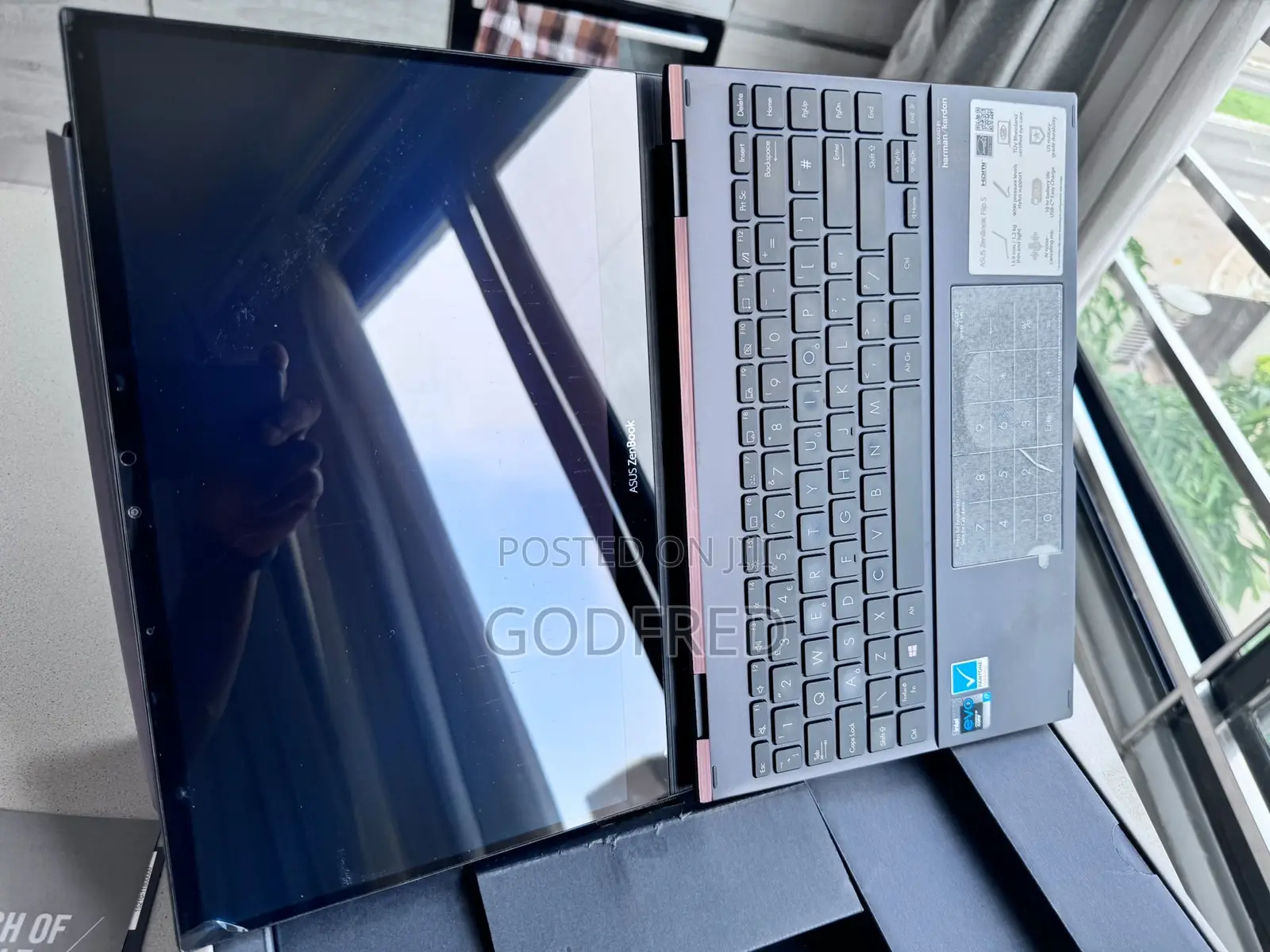 New Laptop Asus Zenbook Flip 13 UX363 16GB Intel Core i7 HDD+SSD 512GB