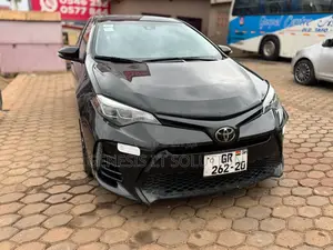 Toyota Corolla SE (1.8L 4cyl 6M) 2019 Black