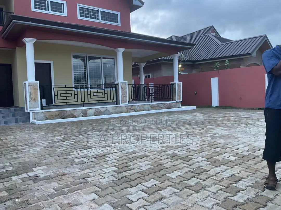 4bdrm House in E A Properties, Pentecost for sale