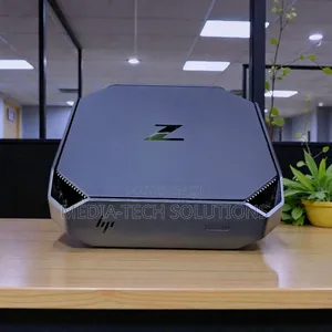 Desktop Computer HP Z2 G4 Mini 16GB Intel Core i7 SSD 2T